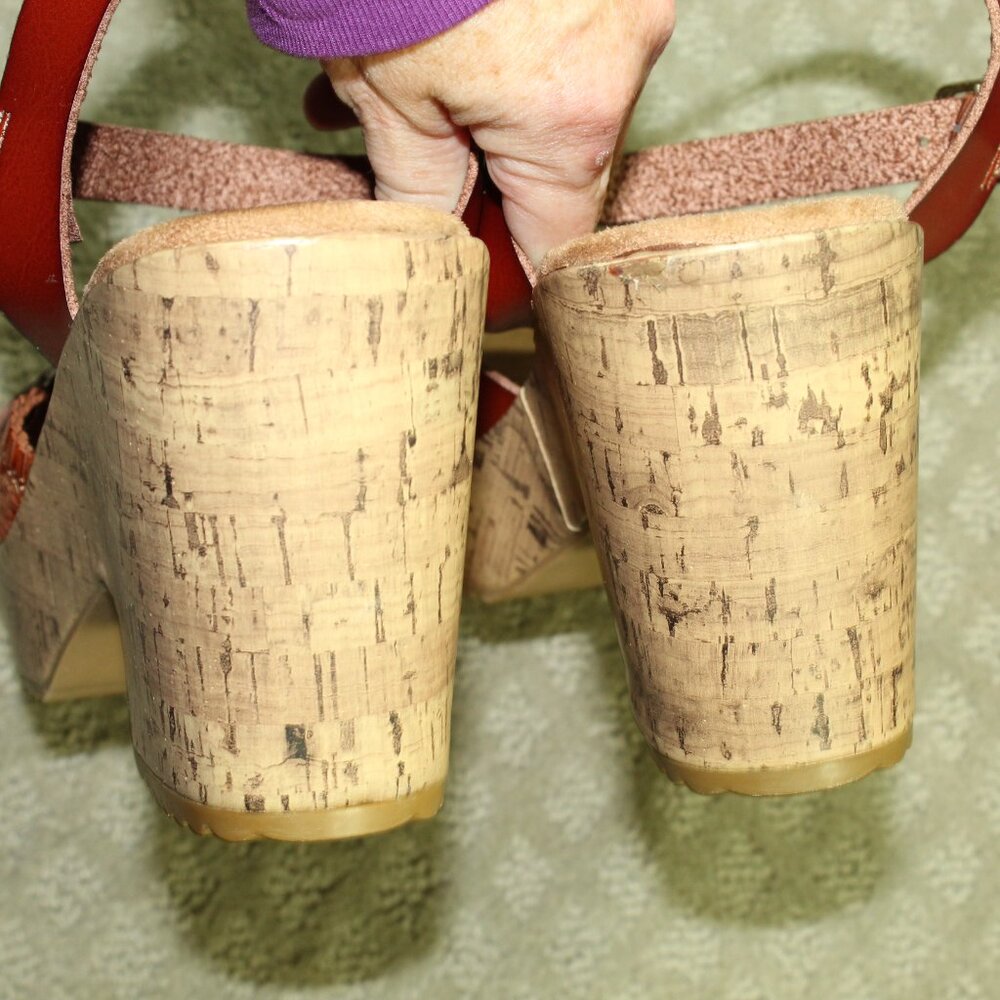NWOT Jellypop Sharna Size 10M Brown Cork Heel - Picture 6 of 6